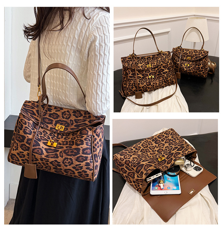 Chic Women's Overnight Travel Tote - Leopard Style Big Capacity Single-Shoulder and Crossbody Bag for Everyday Use