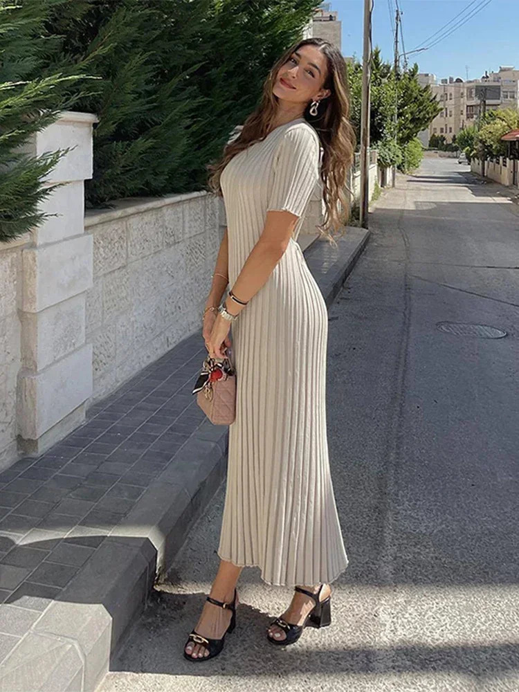 Ladies Knitted Short Sleeve Pleated Long Dress Fashion Spring Summer Women Dress Hip Package O Neck Female Vestidos 250102