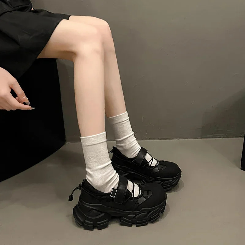 2024 High-quality Thick-soled Hollow Fashion Fully Comfortable Non-slip Breathable Sports Casual Wear-resistant Womens Shoes 250103