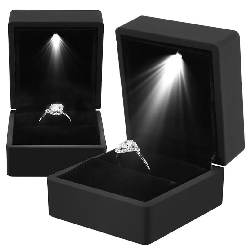 Jewelry Box with Light for Display Gift Earring Necklace Engagement Rings Case Packaging Showcase LED Boxes Cases 241225