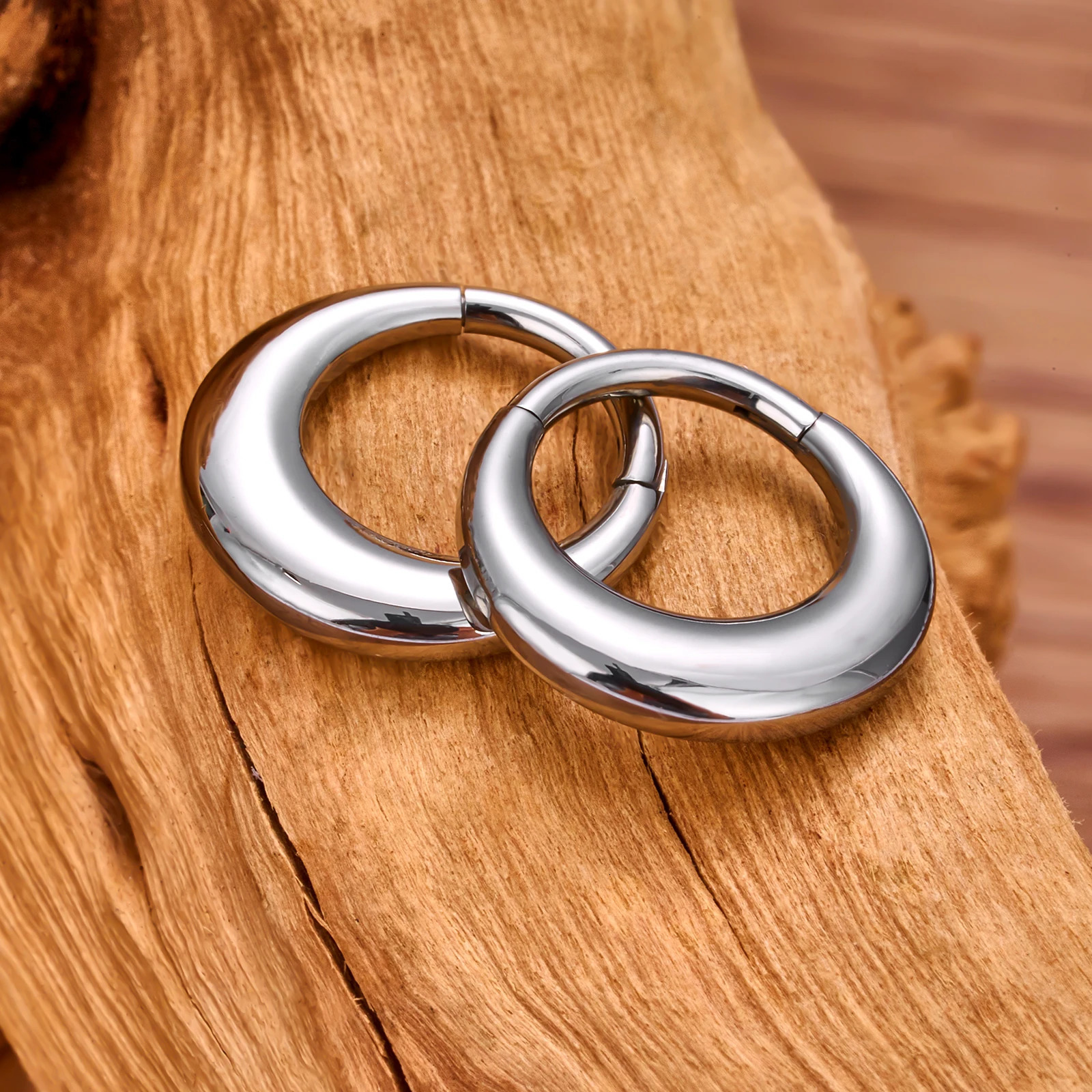 ASTM F136 G23 Piercing Septum Nose Ring Hoop 16G Bags Helix Cartilage Clicker Tragus Earrings Jewelry 250103
