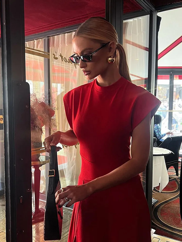 Elegant solid high waisted spliced long skirt fashionable O-neck shoulder pad sleeveless robe for women spring 2025 high street dress 250103