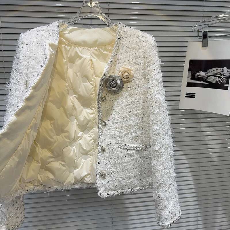 DEAT Women's Fashion Wer Pin Single Breasted Tweed Edge Jackets Pockets Quilted Short Coats Female 2024 Winter New 11A01886