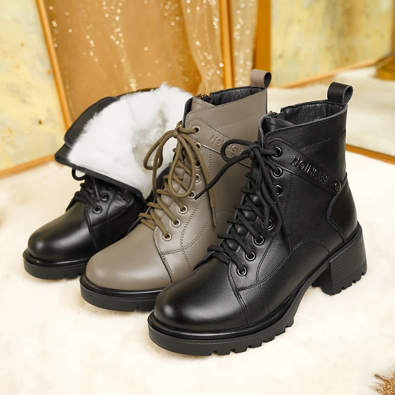 Snow Boots Women Genuine Leather Women Ankle Boots British Style Large Size Non-Slip Natural Wool Women Winter Boots