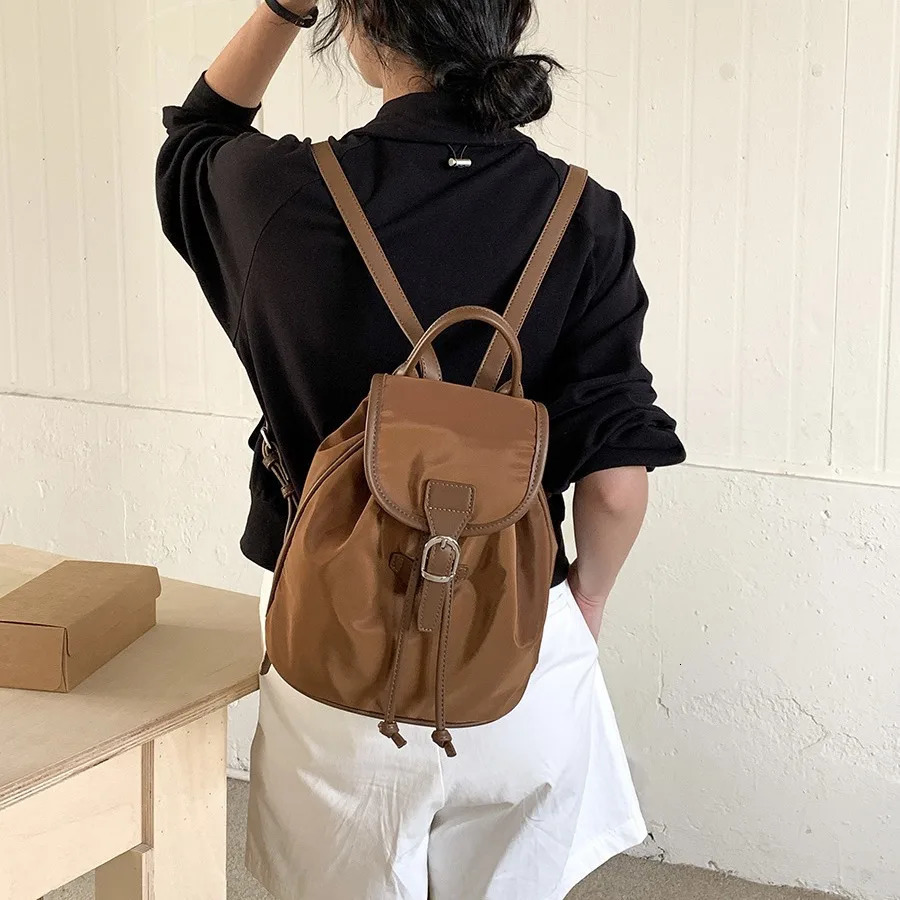 Retro Style Nylon Backpack for Women Thin Belt Backpack Casual Harajuku School Student Drawstring Flap Travel Vintage Backpack 250102