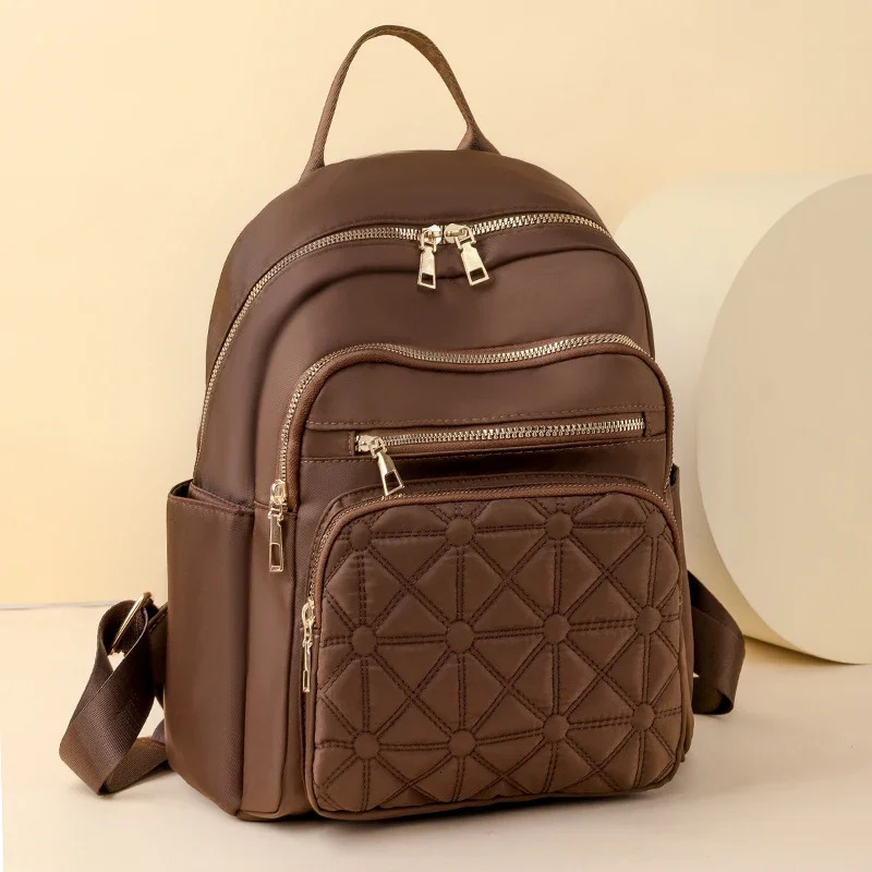 High Quality Large Capacity Nylon Fashion Backpacks Solid Zipper Commute Backpacks for Women Casual Versatile 250102