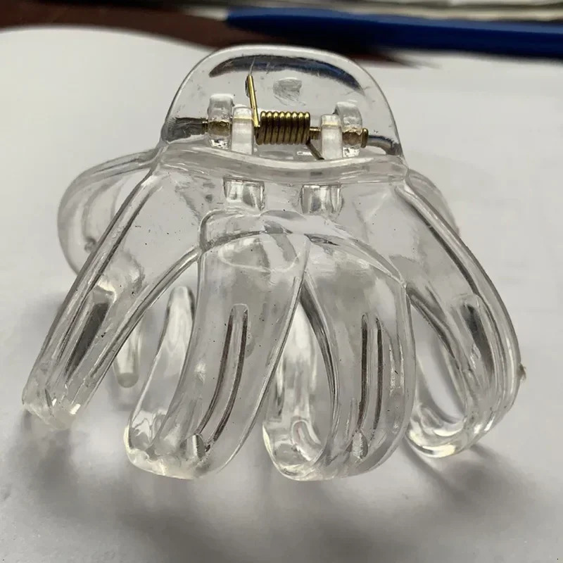 Laides er Octopus Hair Catch Plastic Large Spring Clip Hair Claw Clips for Women Girl Hair Accessories Headwear 250106