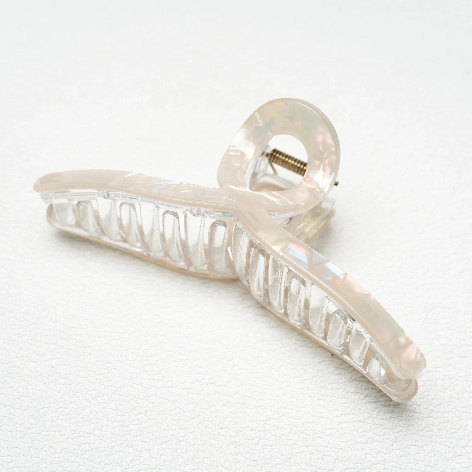 2025 Symphony Fashionable and Exquisite Hair Accessories Claw Clip for Women Cute Girl Pink Shark Teeth Crab Elegant Ladies Hair Claws 250106