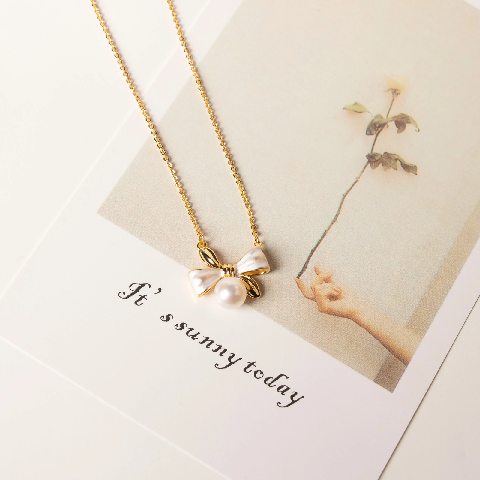 Fashion Simple Bow Natural Freshwater Pearl 14K Gold Filled Jewelry Pendant For Women Necklace Pearl Jewelry Set 250102