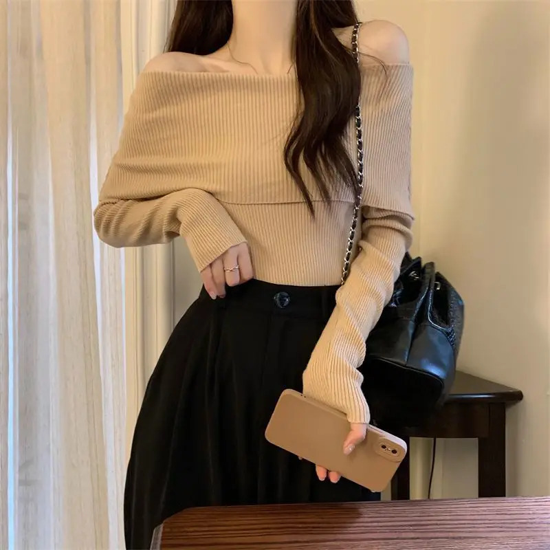 Autumn and Winter Womens Long Sleeved Pullover Off Shoulder Sweater Screw Thread Solid Color Slim Fit Knitted Tops 250103