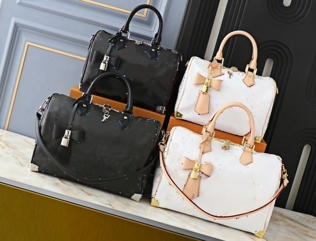 Leathers designer bags Speedys Pillow Bag Tote Bag handbag Luxury Crossbody Fashion Handle Handbags Shoulder Bag Women Men Pillow messenger bag White colorful