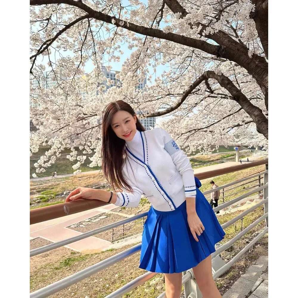 Women's Trendy Coat GOLF Urious V-Neck, Sports Design Knitted Cardigan, Enjoy This Autumn