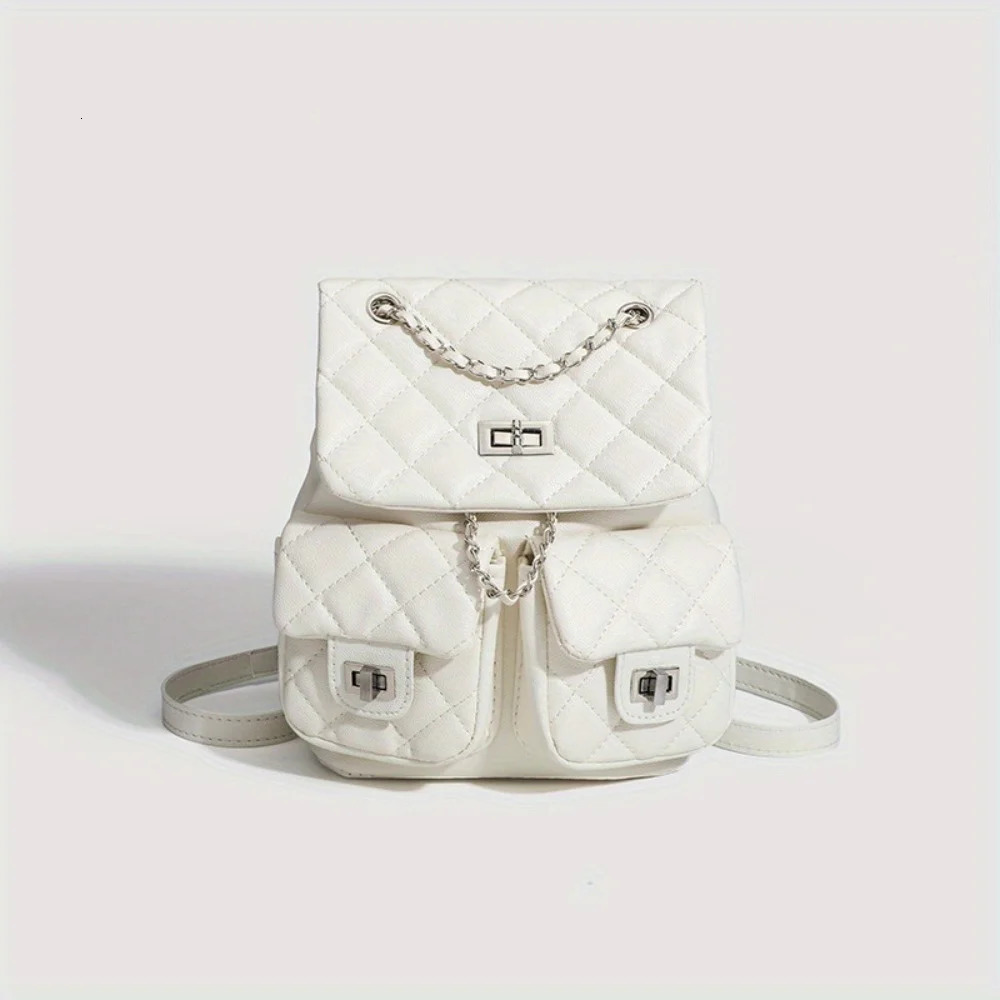 Korean niche mini chain lightweight small backpack female student commuting backpack small fragrant bag 250102
