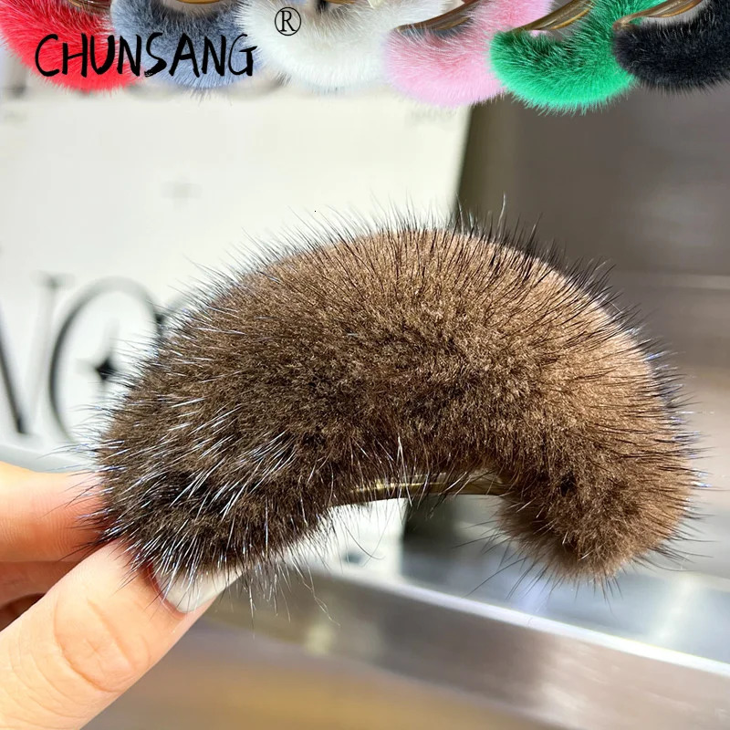 1Real Mink Fur Ponytail Hair Claws Hair Pins Clips Headwear Shark Clip Hairpins Crab for Women Girls Korean Hair Accessories 250106