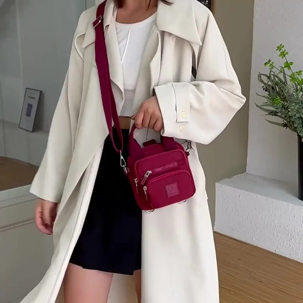 Womens Fashion Trend Shoulder Bag with Water Splashing Prevention Nylon Multi functional Backpack and Phone Bag 250102