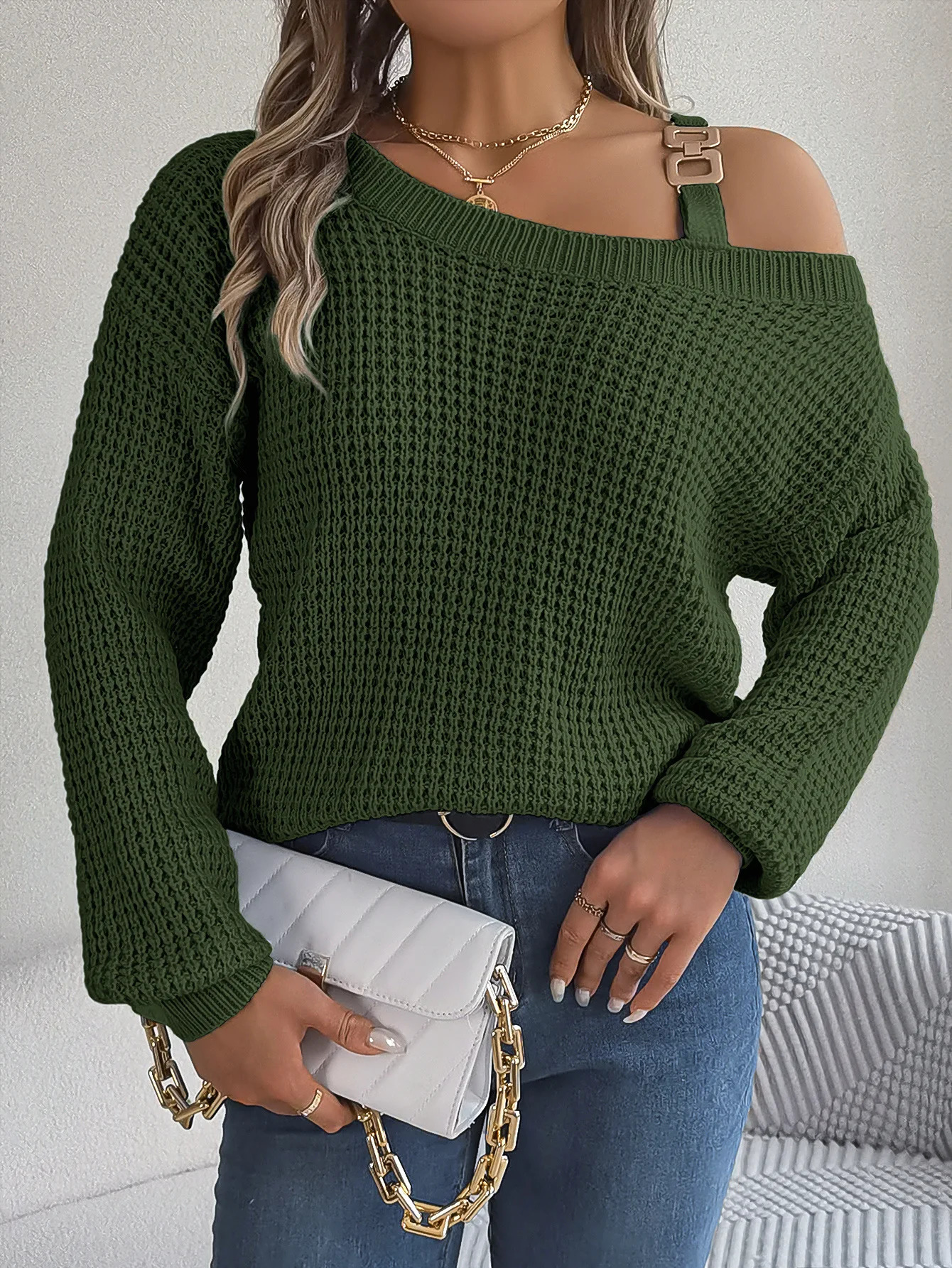 Autumn Winter Sexy Metal Buckle Off Shoulder Sweater Solid Color Slash Neck Lantern Long Sleeves Knitted Pullovers Women Clothes 250103