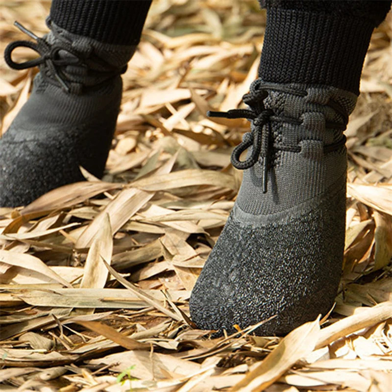 4Pcs Fashion Non-slip Outdoor Solid Color Dog Shoes Waterproof Knitted Dog Paw Protector with Adjustable Straps 250106