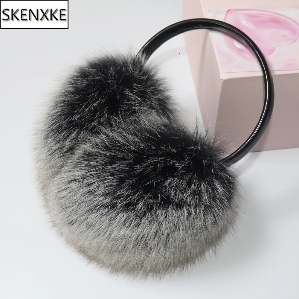 Arrival Women Plush Genuine Fox Fur Earmuff Winter Lady Big Pompoms Fox Fur Fluffy Earmuffs Warm 100% Real Fox Fur Ear Cover 250106