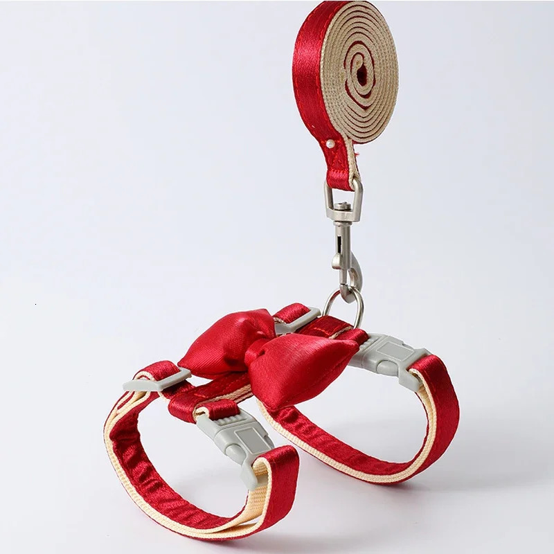 Cat Harness Escape Proof Soft Mesh Breathable Adjustable Cat Vest Pets Harnesses for Walking Outdoor for Puppy Rabbit Ferret 250106