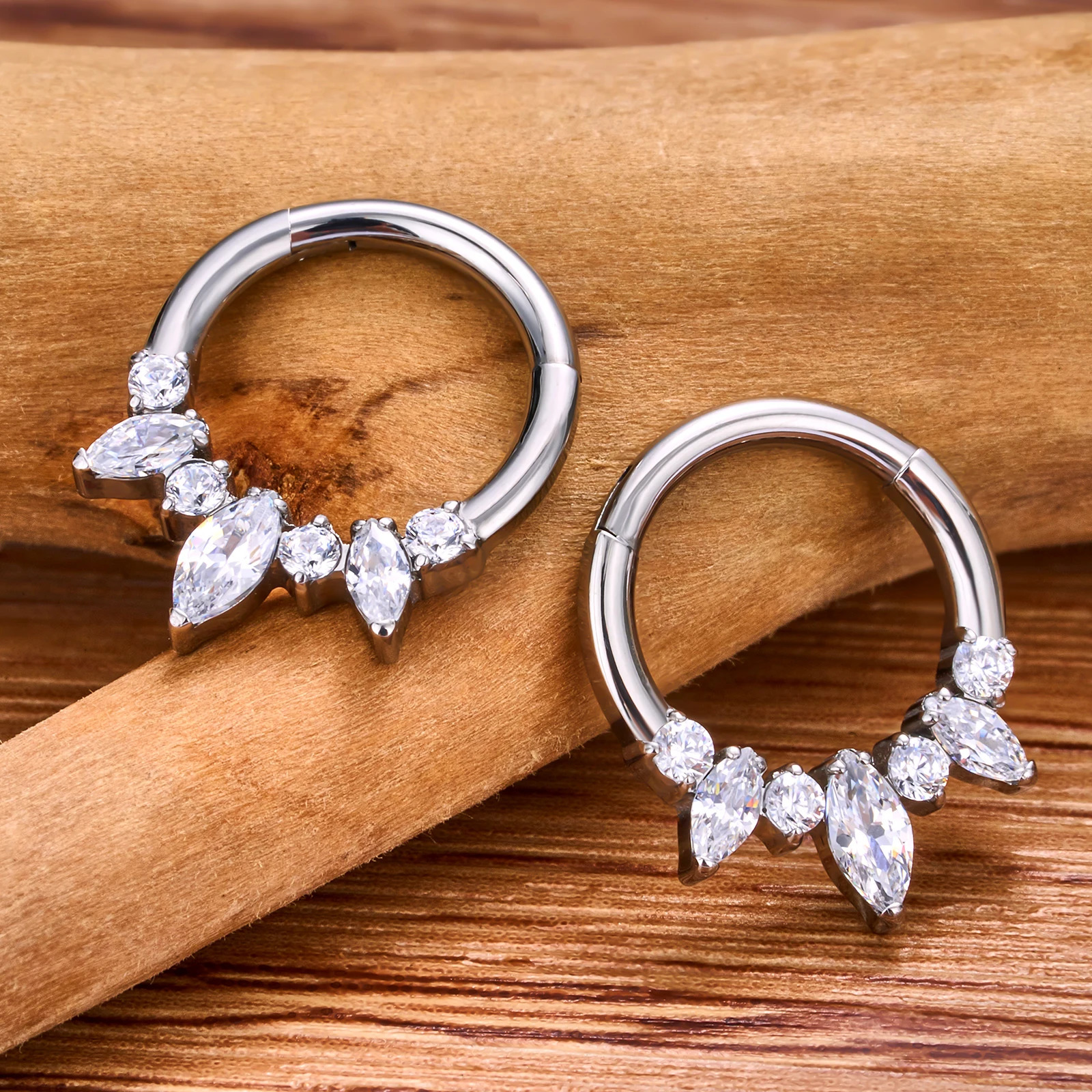 G23 Ear Helix Piercing CZ Water droplets fan-haped Earring Cartilage Conch Tragus Piercing Septum Nose Ring Jewelry 250103