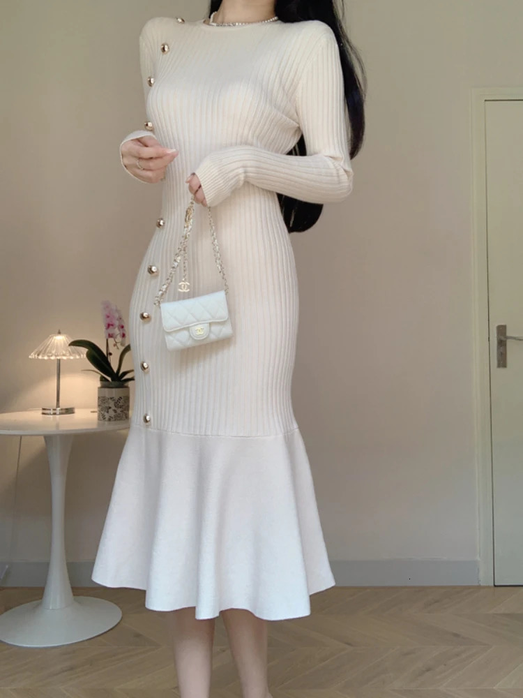 Korean Fashion French Knitted Dress Womens High Waist Fishtail Dress Autumn Winter Long Sleeve Elegant Tight Dress 250103
