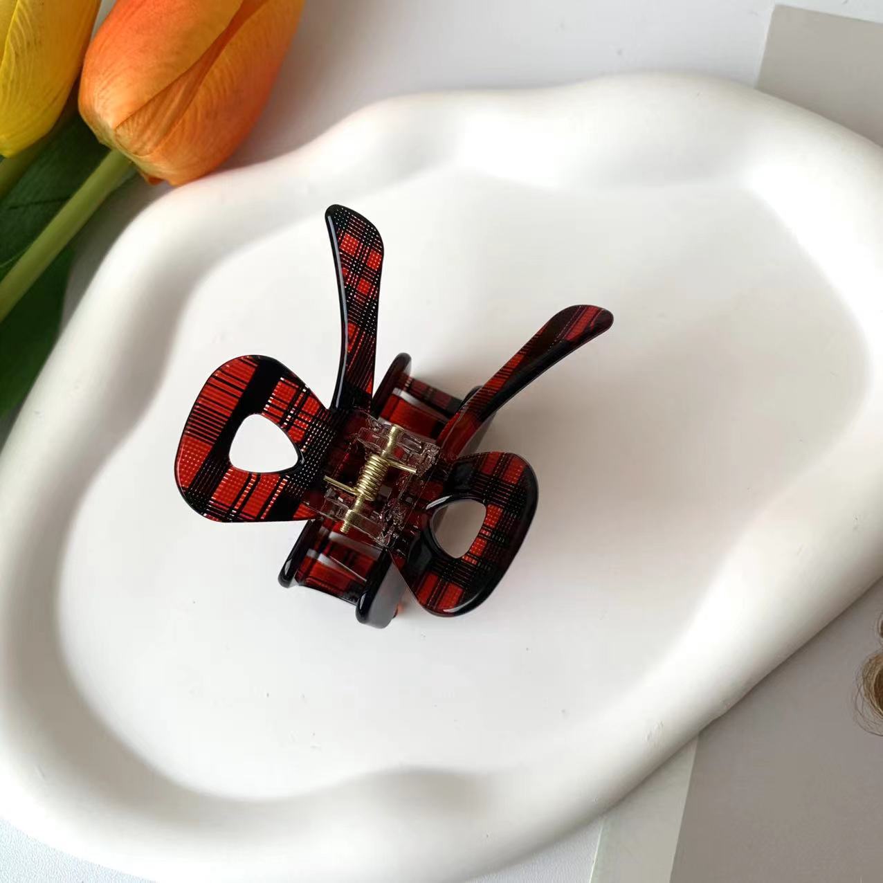 Rigorous selection of colorful bow acetate scrunchies cute butterfly hair clips rainbow color super female shark clip hair accessories premium sense