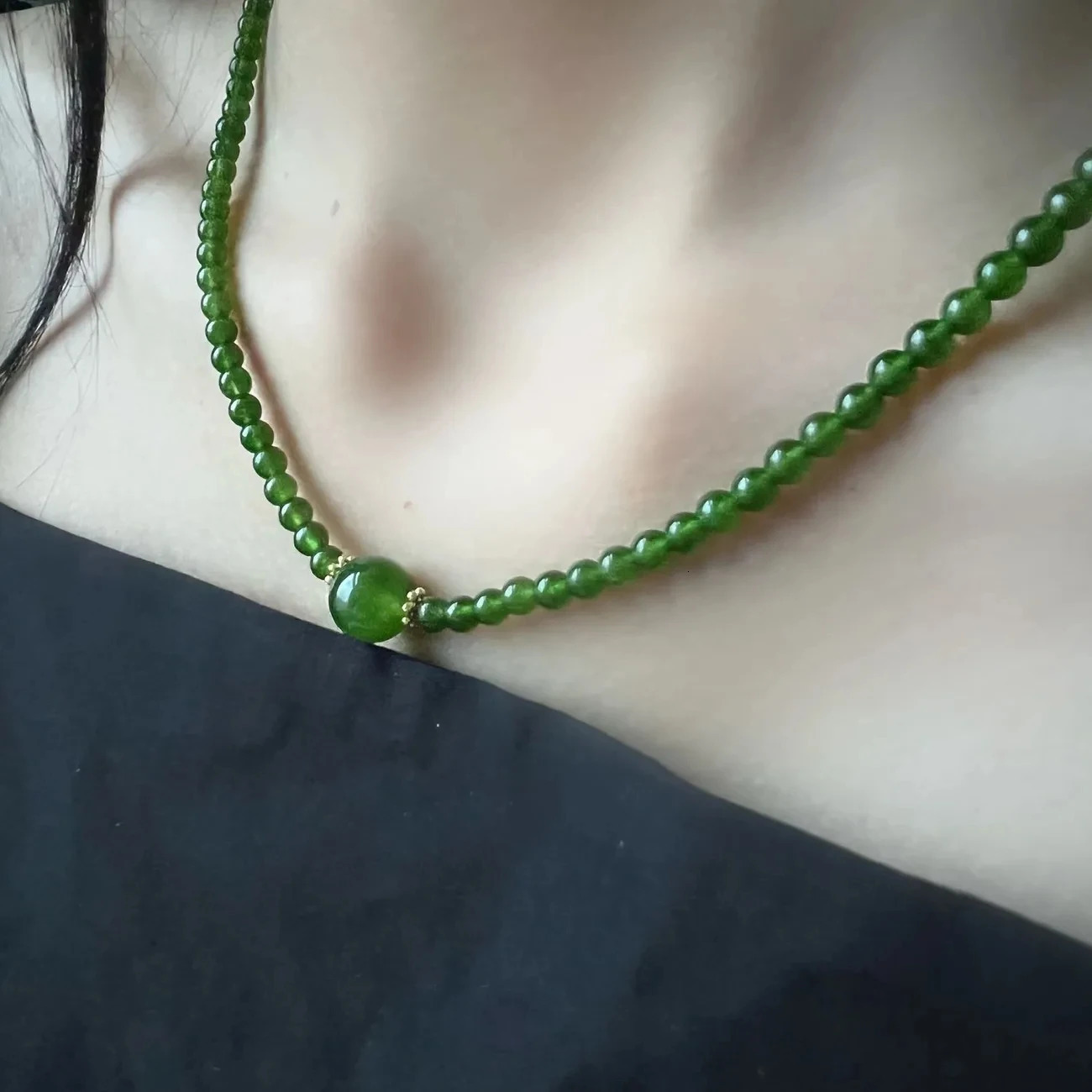 est Natural Hetian Jade Green Super Small Rice Bead Necklace Yang-Green Exquisite Clavicle Chain Pendant Jewelry 250106