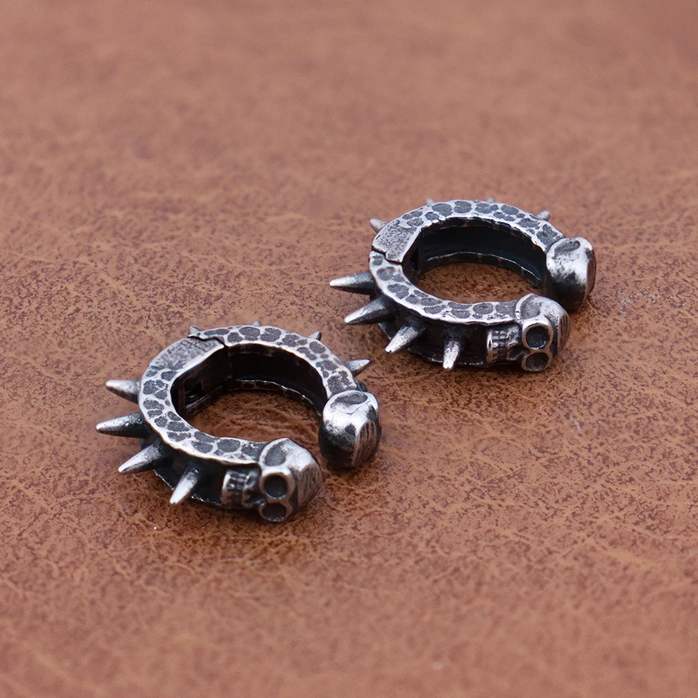 Fashion Charm Skull Ear Clip Piercing Earring for Women Men Stainless Steel Gothic Skeleton Clip Earring Jewelry Wholesale 250103