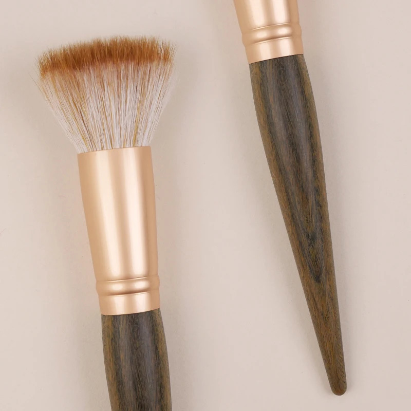 YIZHIBI professional makeup brush beauty brush kolinsky mixed wool brush 250106