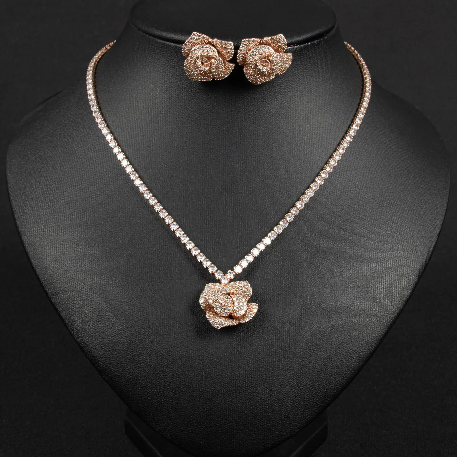 SUYU Trendy Womens s Light Rose Blossom Fashion Jewelry Daily Leisure Accessories Festival Gifts 250102