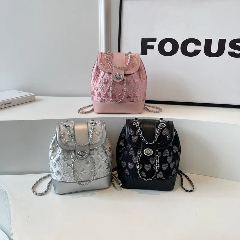 Heart Pattern Fashion PU Solid Backpack Chains Stylish Fresh High Quality Backpack for Women Casual Style on Sale 250102