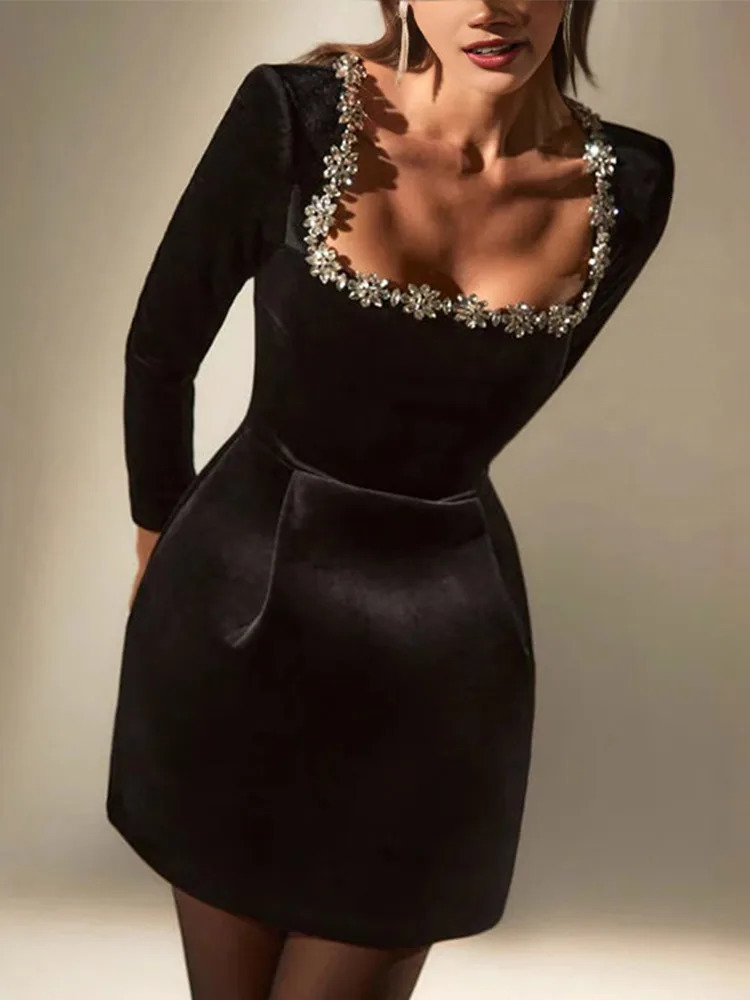 Square Collar Velvet Dress Diamond Studded Long Sleeved Slim Fit Evening Gown Waist Cinching Vintage Womens Short Dresses 250103