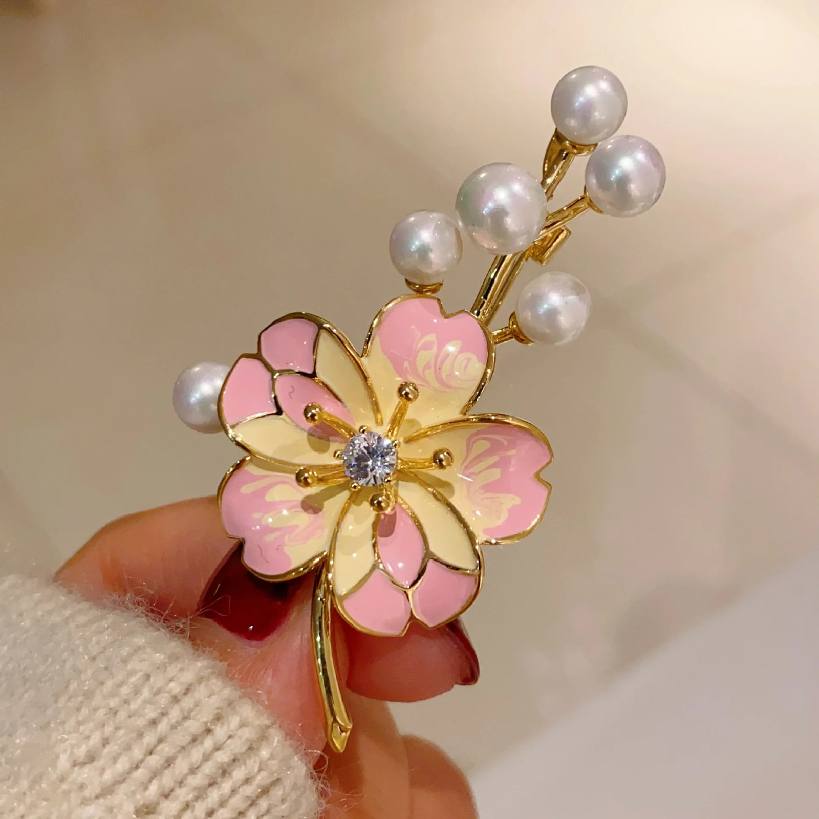 Pink Cherry Blossoms Brooch For Women Nice n Elegant Pearl Fashion Brooch Pin Dress Jewelry Accessories Party Gifts 241230