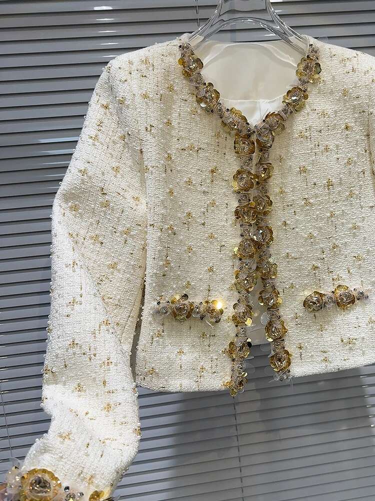 DEAT Fashion New Women's Pearl Sequins Design Tweed Short Coat 2024 Autumn Trendy O-Neck Long Sleeve Jacket Female 29L8474