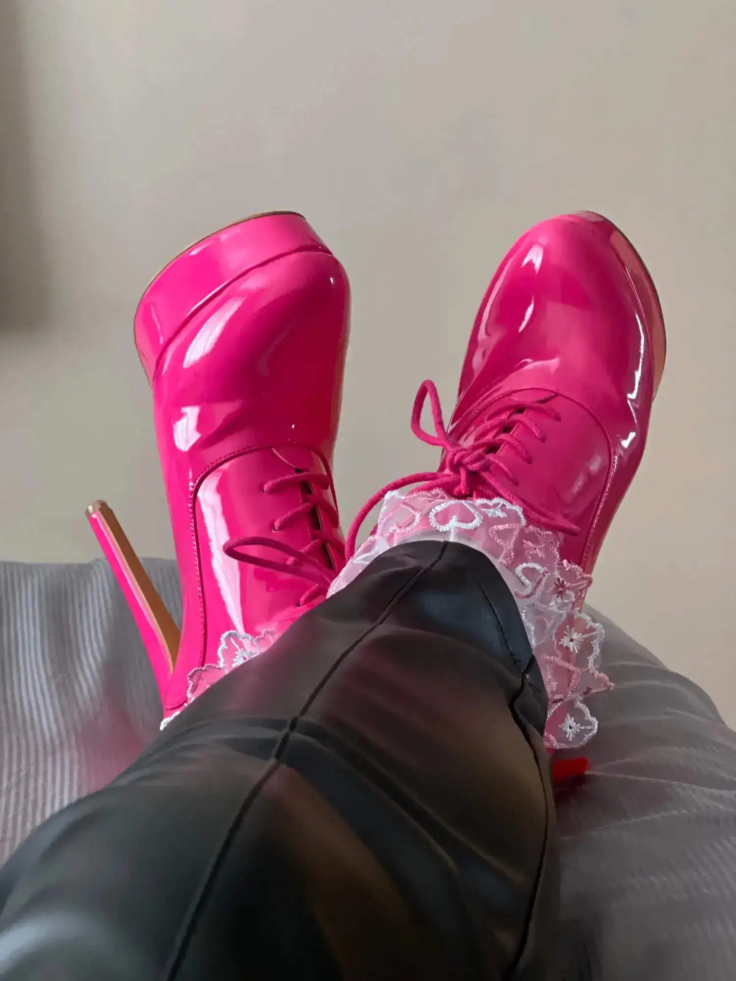 Onlymaker Women Black Platform Ankle Boots High Heels Lace Up Patent Leather Stiletto Sexy Lady Fashion Booties 250103