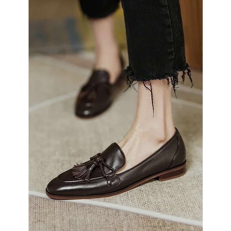 Retro British Square Head Women's Loafers 2022 Summer New Style Tassel Comfortable Single Women Brown Shoes