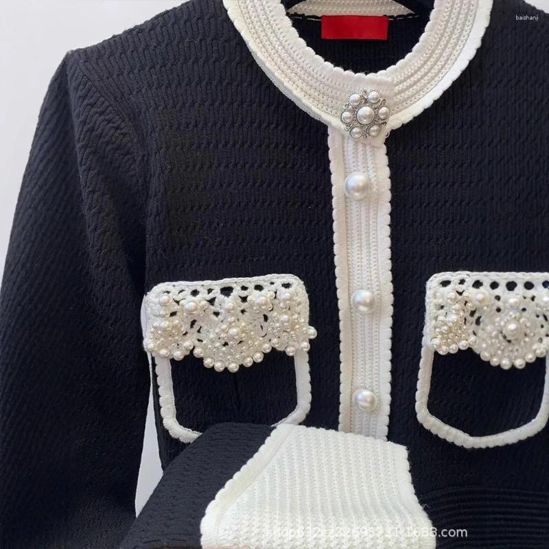 Women's Knits Pearls Beaded Knitted Cardigan Spring Hooked Wers Crocheted Sweater Coat Jacket Knitwear Jumpers Contrast Color Tops