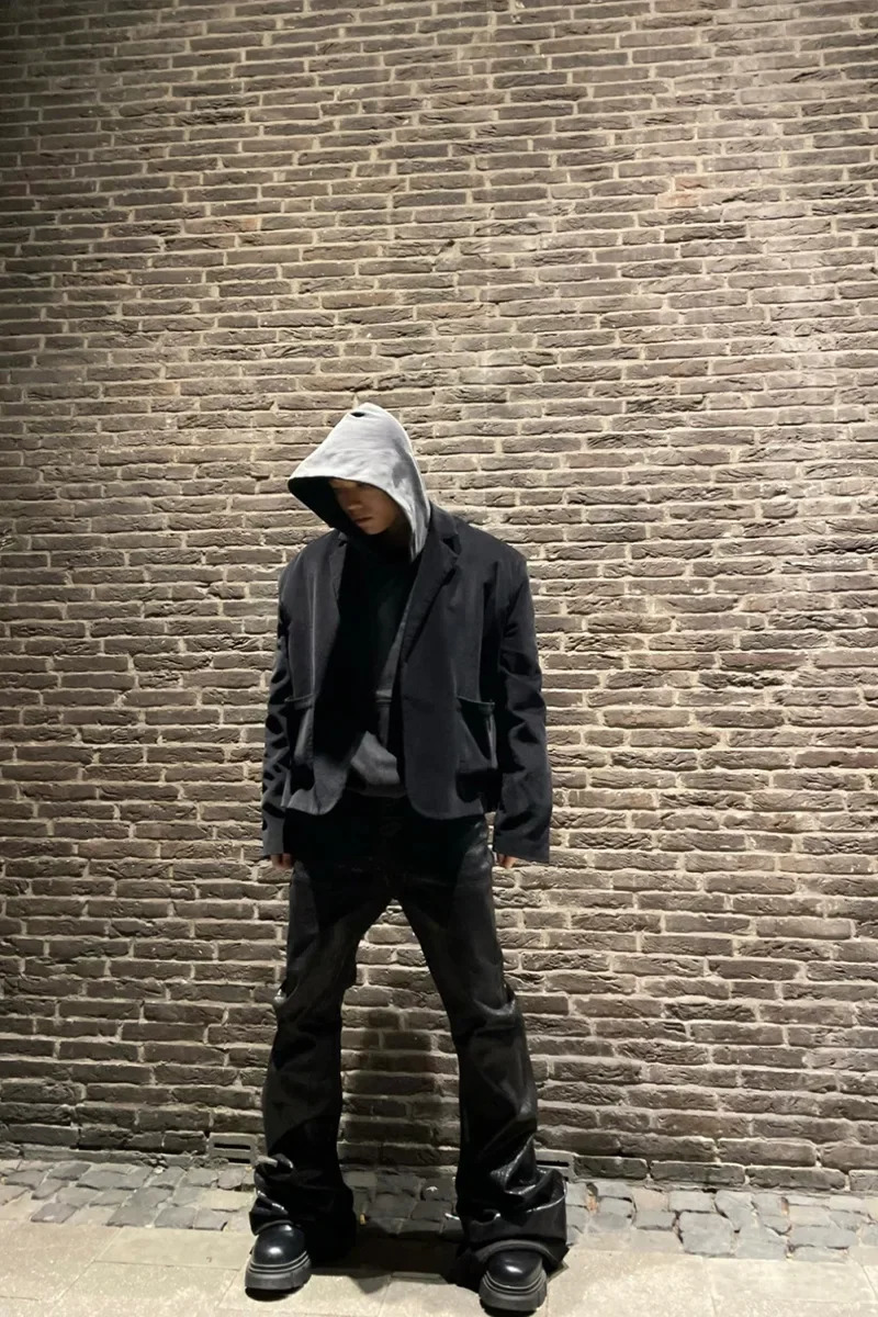 UMI MAO RO Style Niche Dark Brushed Wax Coating Pure Black High Elastic Ribbon Jeans Wide Leg Micro Flared Pants Men 250103