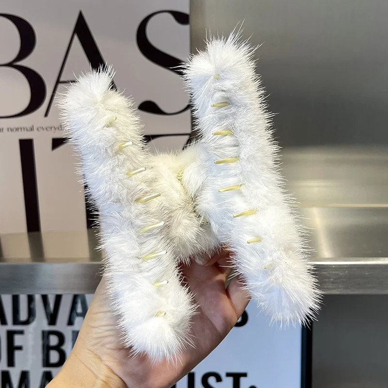 Claw Clip Hair Clips for Women Hair Catches Hairpin Woman Accesories Vintage Natural Mink Hairclip Accessories Girls 250106ww