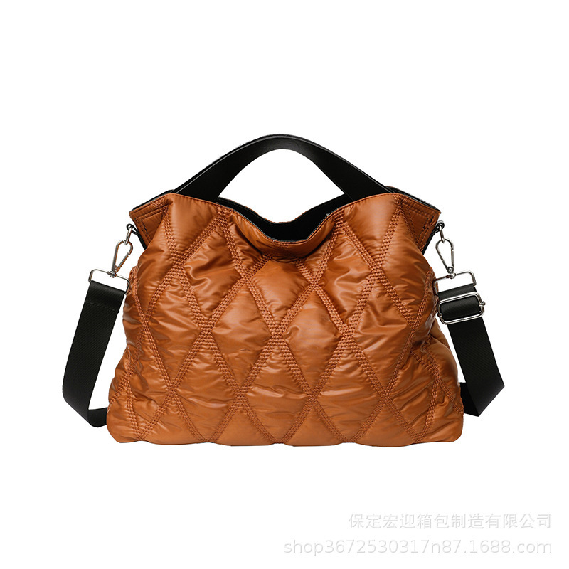 Fashion diamond grid space cotton hand-held women's new down filled tote simple solid color shoulder bag, autumn and winter