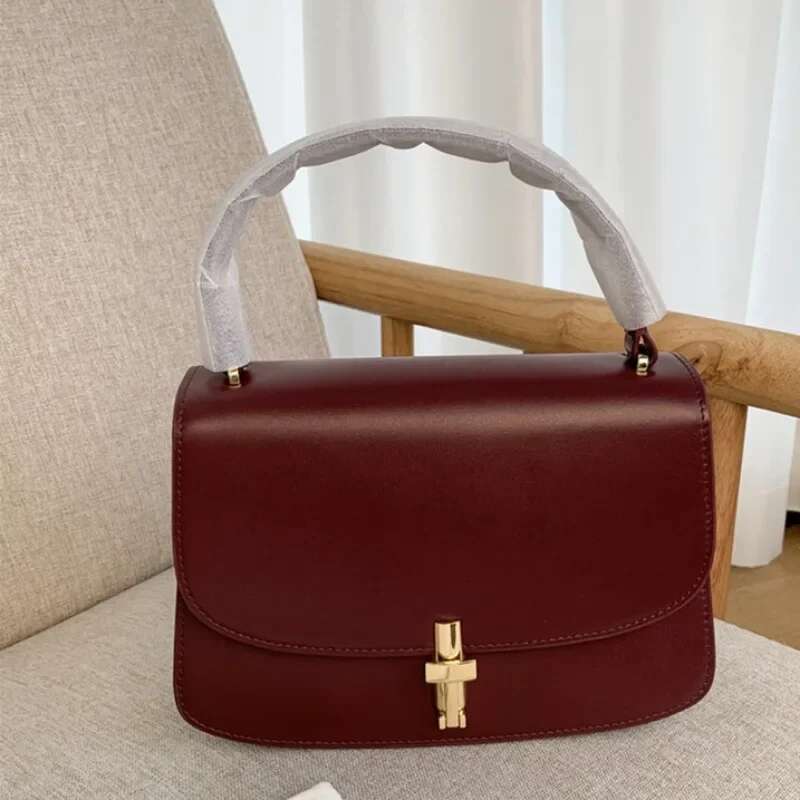 New Arrival First-Layer Cowhide T-Shaped Metal Buckle Small Handbag For Women