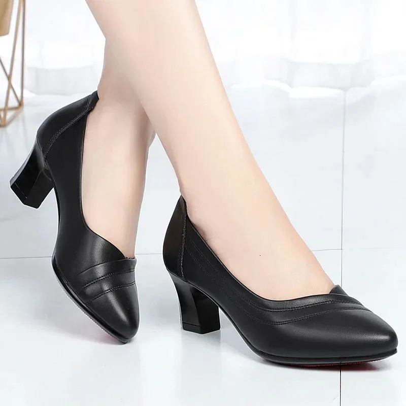 Women Classic Round Toe Black Patent Leather Slip on Square Heel Shoes for Office Lady Casual el Work Pumps Zapatos Mujer A12 250103
