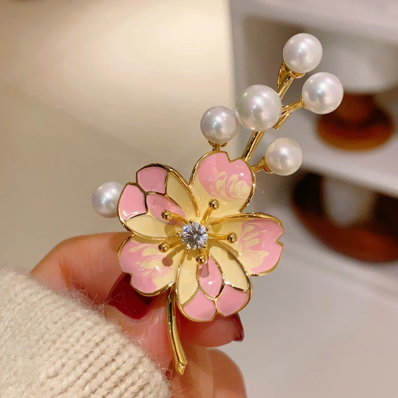 Pink Cherry Blossoms Brooch For Women Nice n Elegant Pearl Fashion Brooch Pin Dress Jewelry Accessories Party Gifts 241230