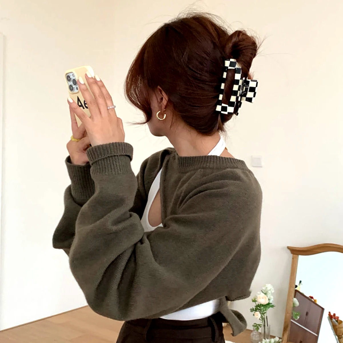 JINBUYAO 4inch Checkered Claw Clips 3 Styles 4pcs Classic Black White Checkerboard Acrylic Hair Clips 3 Sizes Y2K Hair Clip 250106