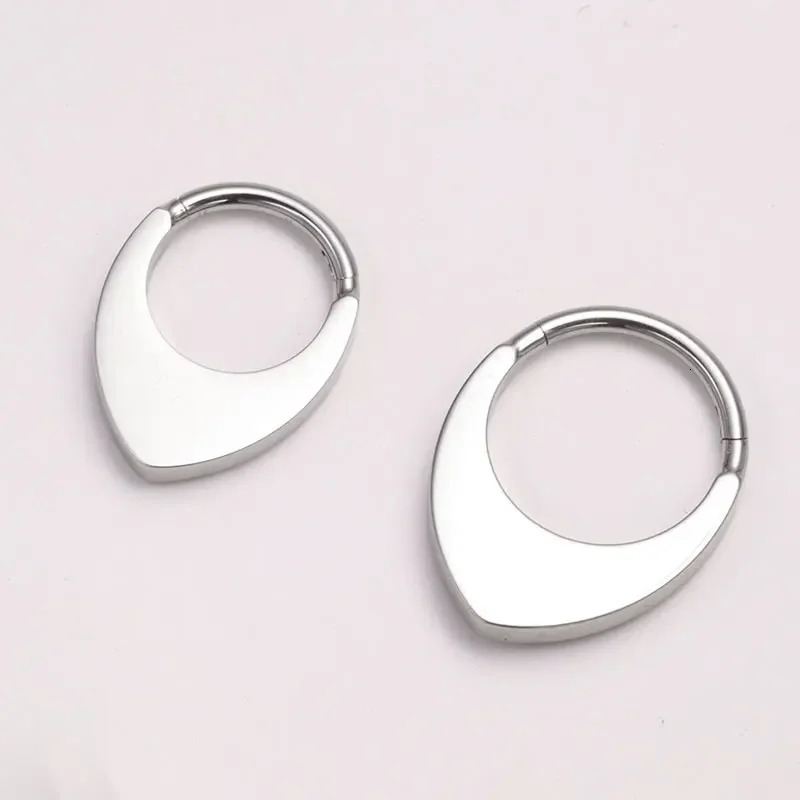 ASTM F136 Teardrop Hinged Piercing Septum 16G Nose Ring Clicker Ear Daith Helix Grand Tiara CZ ious Body Jewelry 250103