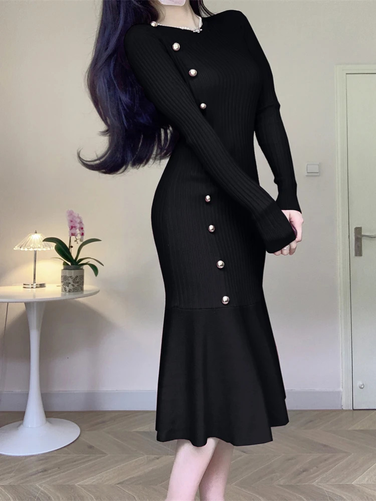Korean Fashion French Knitted Dress Womens High Waist Fishtail Dress Autumn Winter Long Sleeve Elegant Tight Dress 250103