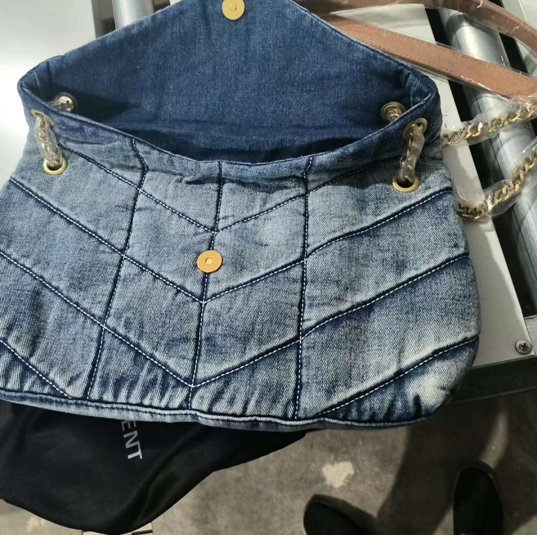 Designer Womens Bag Fashion Lady Chain Shoulder Bags Letter Designed Leather Evening Bags 1Color