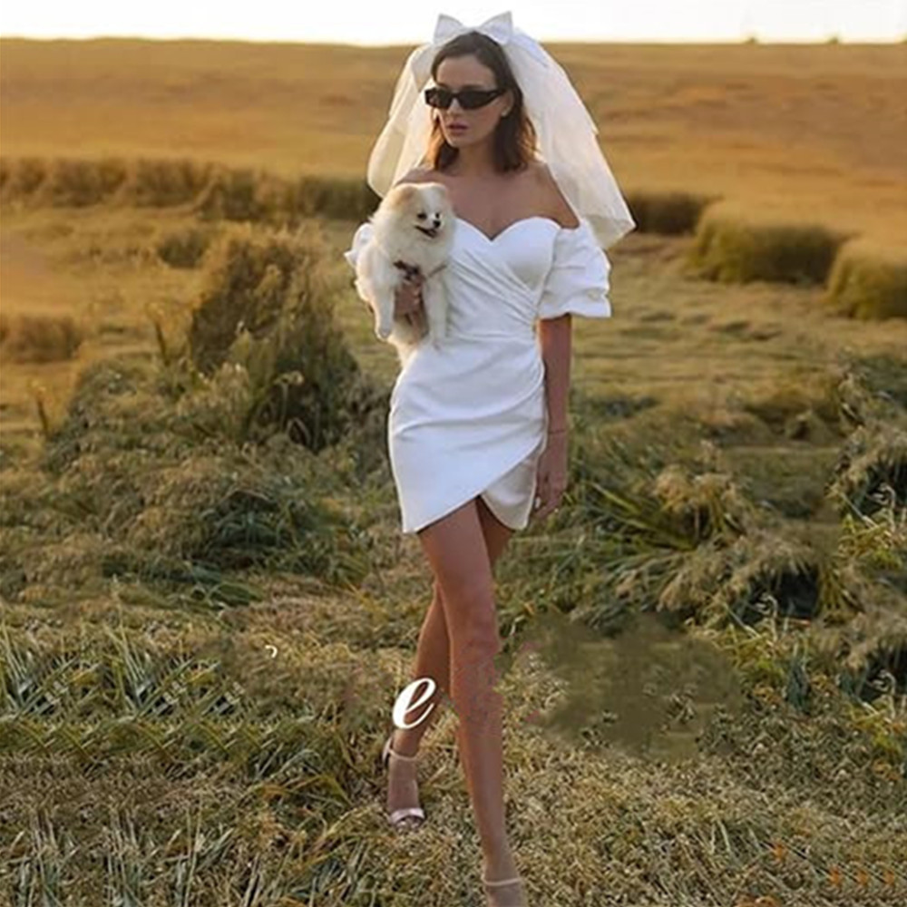 Elegant Short Wedding Dresses 2025 Puff Sleeve Sweetheart Open Back Satin Pleat Sheath Bridal Gown Above Knee Vestidos De Noiva