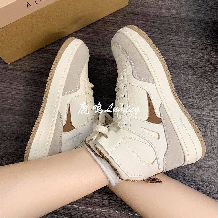 Ddmywed Spring And Autumn New Thick Soled Comfortable Dad Women's Casual Sports High Top Board Shoes Chinese Brand Shoes F0106-30 ddmythur