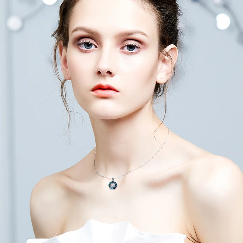 Silver 925 Sparkling Dancing Stone Zircon Round Pendant Necklace for Women Austrian Crystal Necklaces Fine Jewelry Gift 250106